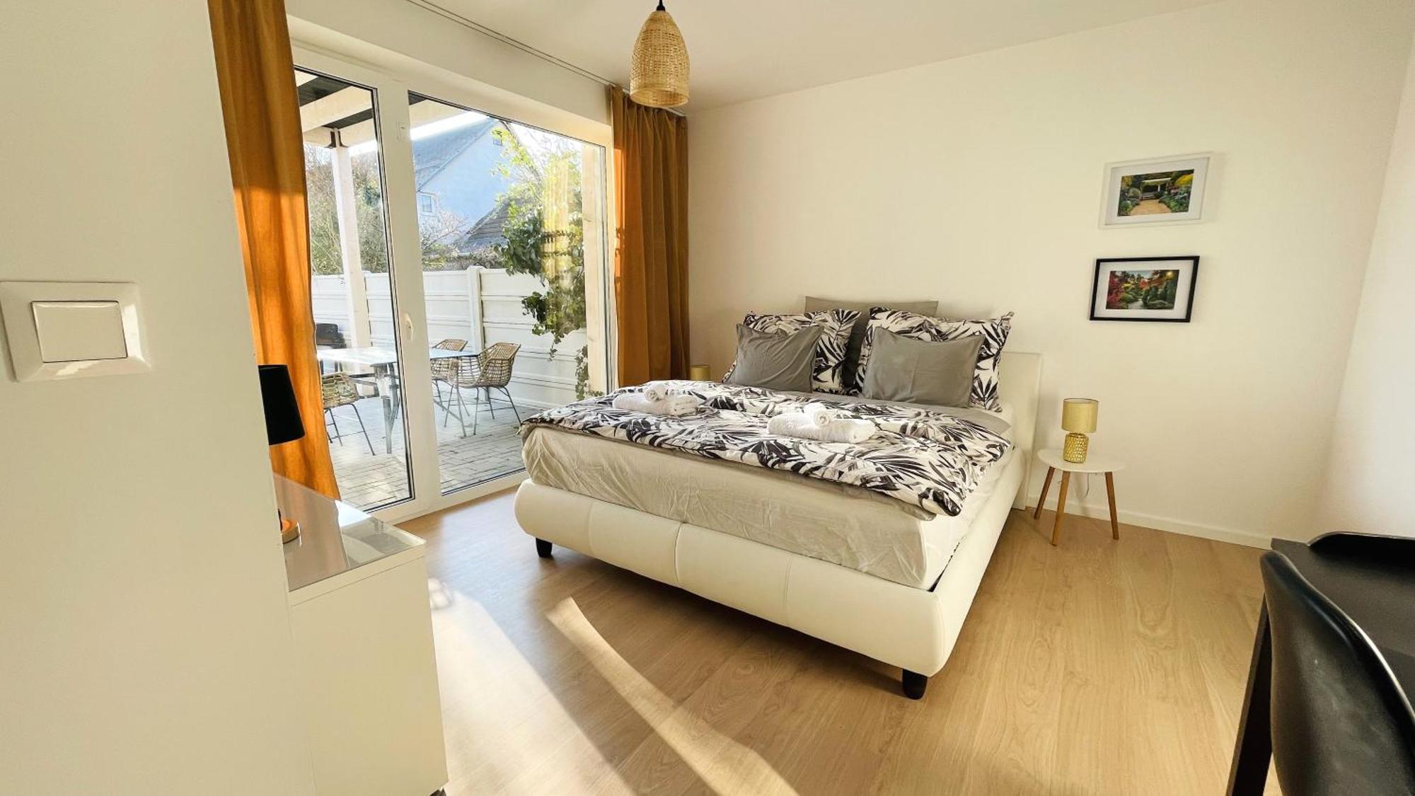 House Flow, 3 Room With Terrace, Free 2 Parking Bratislava Eksteriør billede