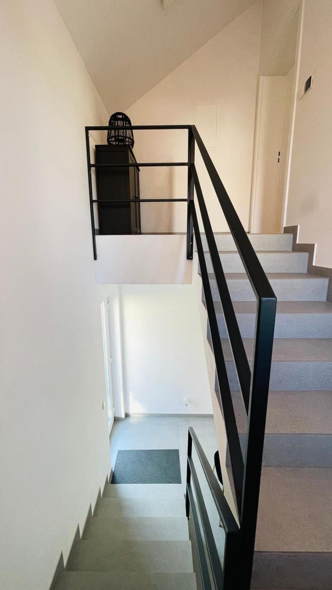 House Flow, 3 Room With Terrace, Free 2 Parking Bratislava Eksteriør billede