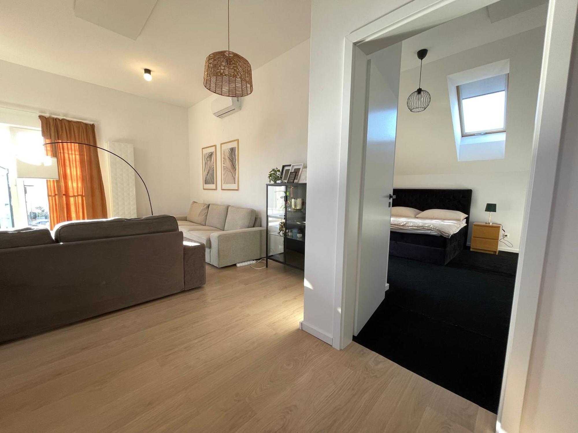 House Flow, 3 Room With Terrace, Free 2 Parking Bratislava Eksteriør billede