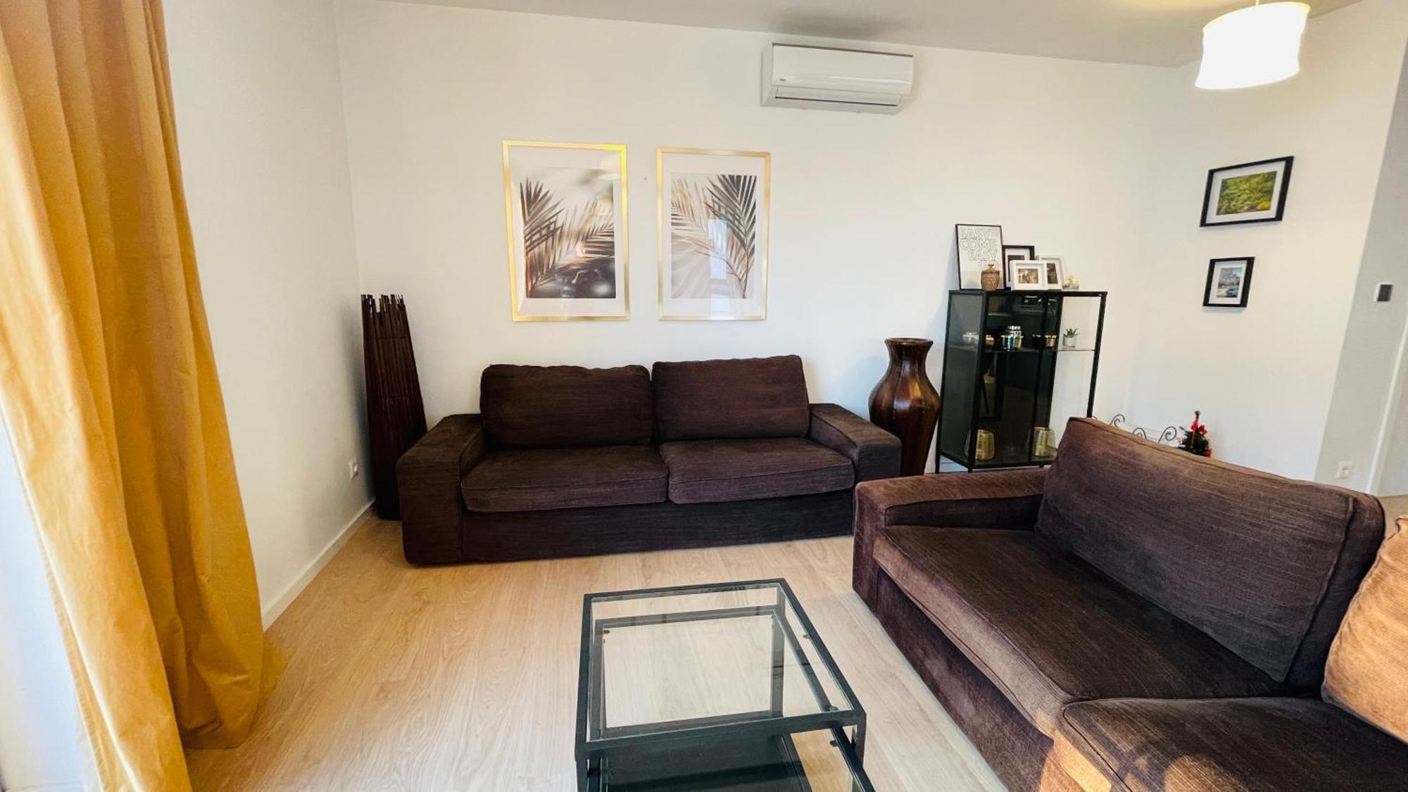 House Flow, 3 Room With Terrace, Free 2 Parking Bratislava Eksteriør billede